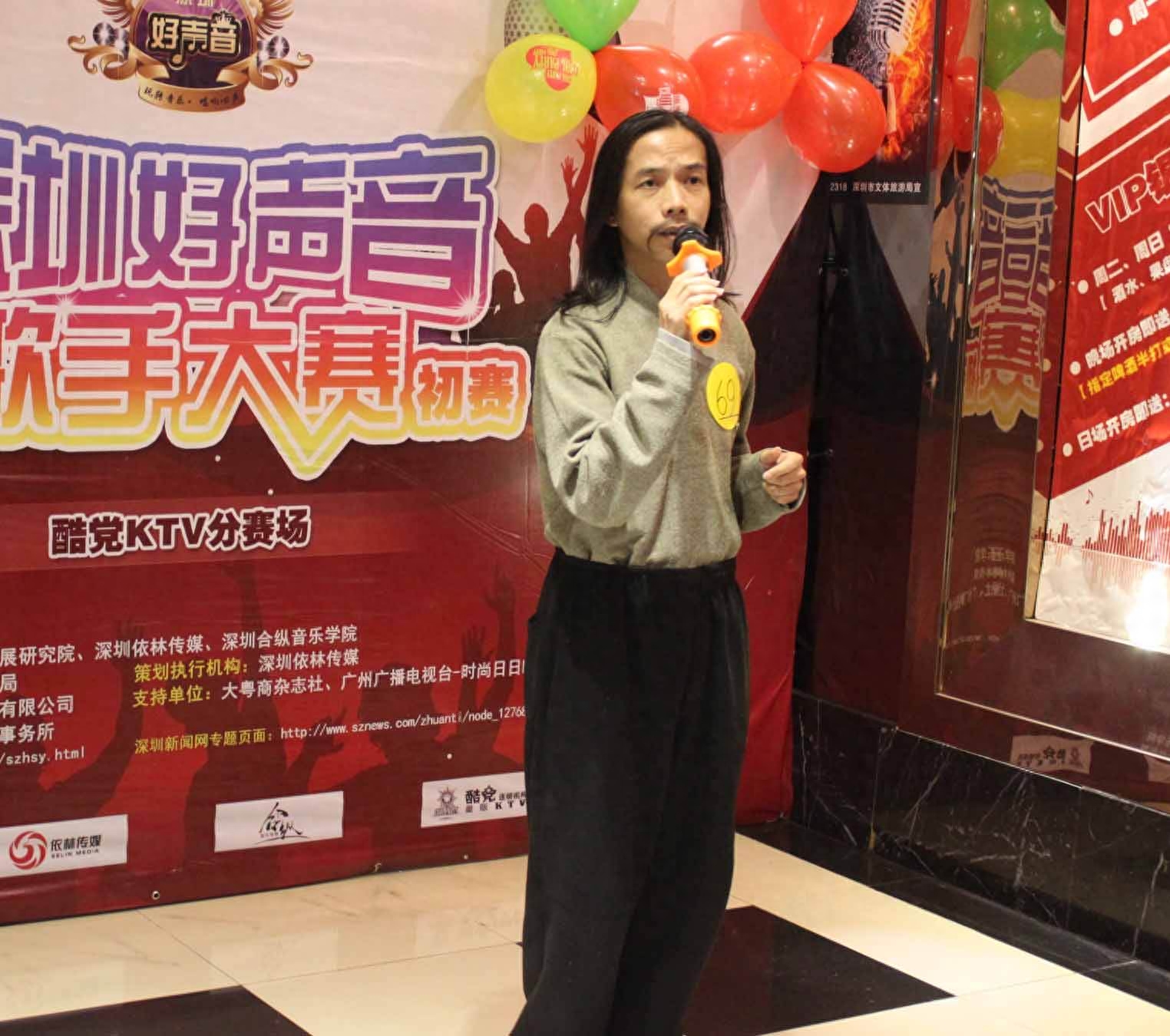 因参加选秀节目一夜成名的拾荒歌手符凡迪,现在过得怎么样了?