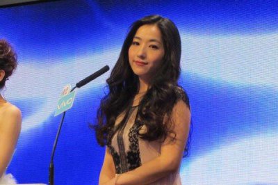 ​李莉娜最后和谁牵手的她牵手成功是在138期节目