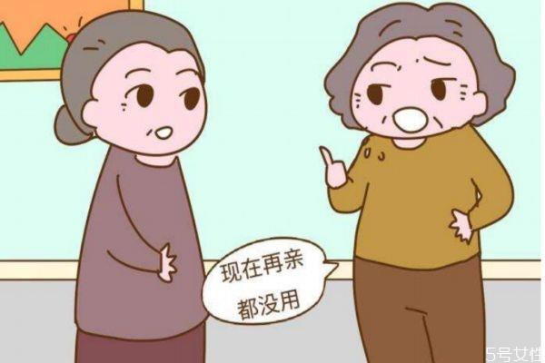 婆婆和奶奶带娃的区别 孩子应该让谁照顾好 婆婆和奶奶带娃的区别 孩子应该让谁照顾好
