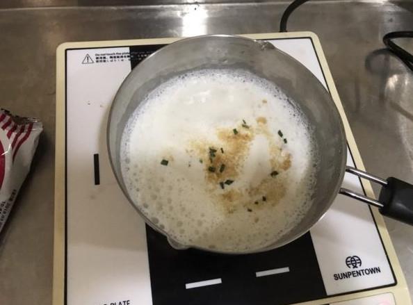 牛奶可以煮泡面吗 牛奶煮泡面的做法 牛奶可以煮泡面吗 牛奶煮泡面的做法