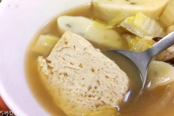 冻豆腐可以减肥吗 冻豆腐怎么吃才能减肥 冻豆腐可以减肥吗 冻豆腐怎么吃才能减肥