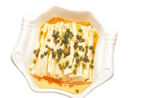 冻豆腐可以减肥吗 冻豆腐怎么吃才能减肥 冻豆腐可以减肥吗 冻豆腐怎么吃才能减肥