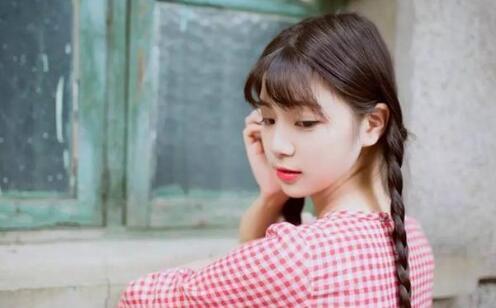 女生太绝情性格很吸引人一
