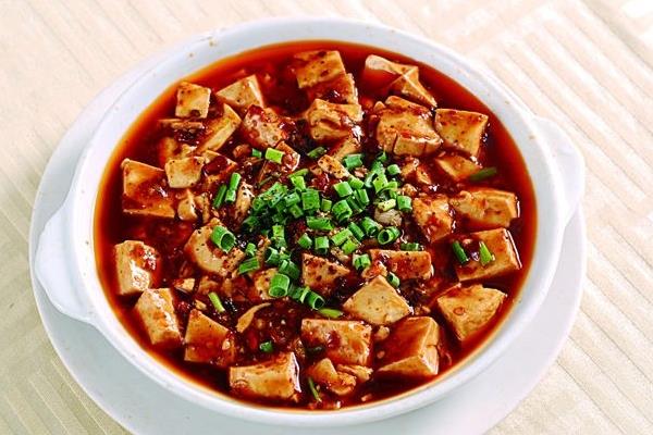 麻婆豆腐可以放老抽吗 当然是可以的