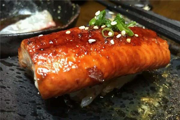 鳗鱼有腥味吗 鳗鱼有腥味怎么处理 鳗鱼有腥味吗 鳗鱼有腥味怎么处理