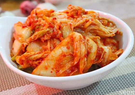 泡菜水可以重复用多久 如何往泡菜里二次续菜 泡菜水可以重复用多久 如何往泡菜里二次续菜
