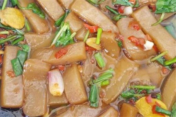 魔芋豆腐是什么做的 原料是魔芋 魔芋豆腐是什么做的 原料是魔芋