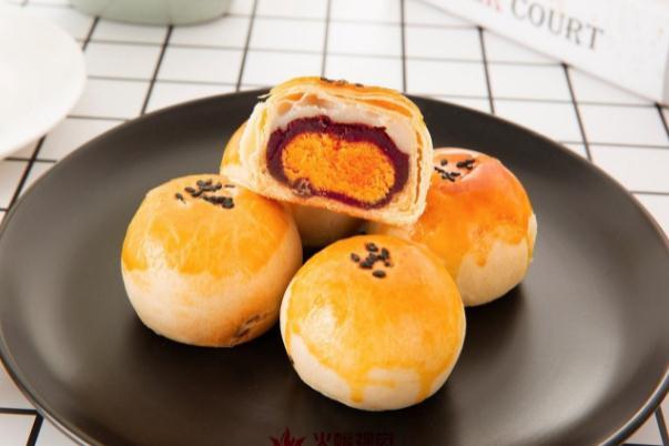 蛋黄酥保质期一般是多久 蛋黄酥过期了还能吃吗 蛋黄酥保质期一般是多久 蛋黄酥过期了还能吃吗