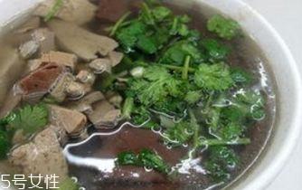 鸭血粉丝汤能给孕妇吃吗 可以适当吃 鸭血粉丝汤能给孕妇吃吗 可以适当吃