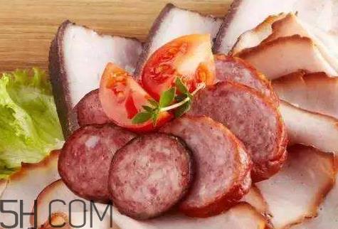 腊肉不能和什么一起吃 腊肉和什么不能同时吃 腊肉不能和什么一起吃 腊肉和什么不能同时吃