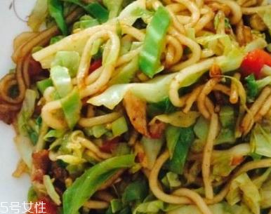 牛心菜可以炒粉吗?牛心菜怎么炒粉? 牛心菜可以炒粉吗?牛心菜怎么炒粉?