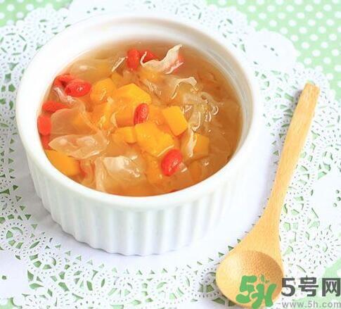 银耳和南瓜能一起煮吗?银耳和南瓜一起煮好吗 银耳和南瓜能一起煮吗?银耳和南瓜一起煮好吗