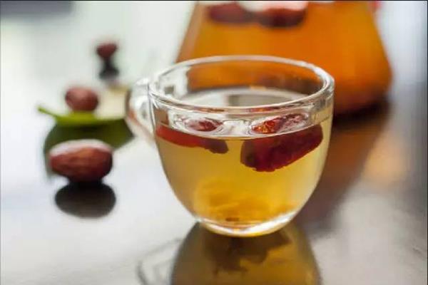 蜂蜜红枣茶的功效 蜂蜜红枣茶的做法 蜂蜜红枣茶的功效 蜂蜜红枣茶的做法