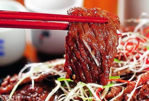 微波炉烤牛肉几分钟 十分钟之内即可 微波炉烤牛肉几分钟 十分钟之内即可