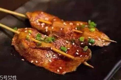 微波炉烤牛肉几分钟 十分钟之内即可 微波炉烤牛肉几分钟 十分钟之内即可
