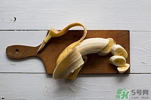 香蕉皮泡脚有什么好处?香蕉皮泡脚能降血压吗? 香蕉皮泡脚有什么好处?香蕉皮泡脚能降血压吗?