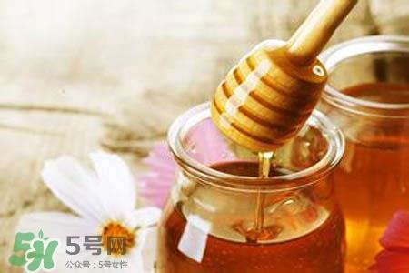 过敏性鼻炎可以吃蜂蜜吗?过敏性鼻炎能不能吃蜂蜜? 过敏性鼻炎可以吃蜂蜜吗?过敏性鼻炎能不能吃蜂蜜?