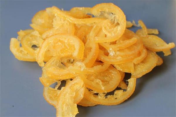 柠檬蜜饯的做法 柠檬蜜饯可以泡水喝吗 柠檬蜜饯的做法 柠檬蜜饯可以泡水喝吗