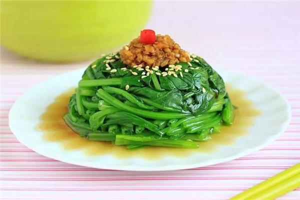 菠菜怎么凉拌好吃 凉拌菠菜汁怎么调 菠菜怎么凉拌好吃 凉拌菠菜汁怎么调