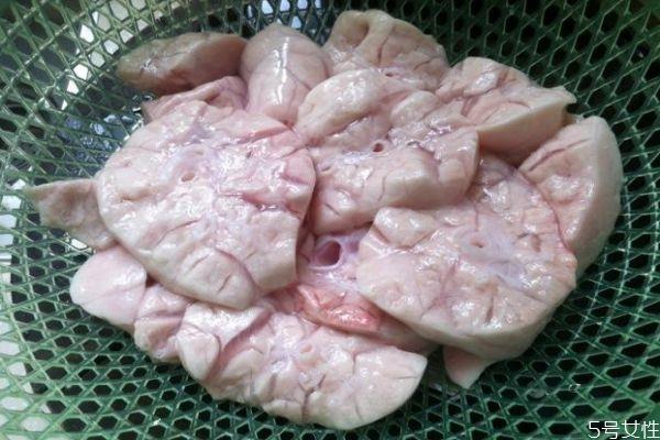 吃猪肺有什么好处吗 吃猪肺要注意什么呢 吃猪肺有什么好处吗 吃猪肺要注意什么呢