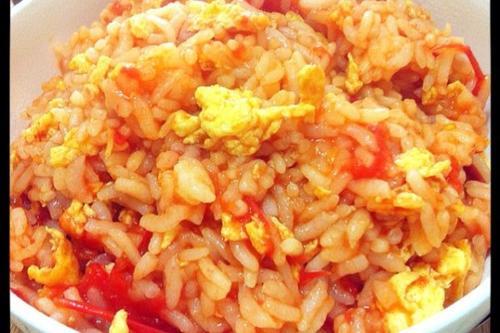 番茄炒饭怎么做 番茄炒饭的正确做法 番茄炒饭怎么做 番茄炒饭的正确做法