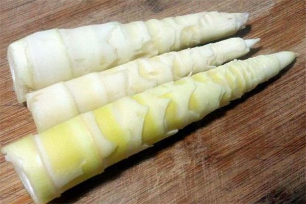 哺乳期可以吃冬笋吗 哺乳期吃冬笋会回奶吗 哺乳期可以吃冬笋吗 哺乳期吃冬笋会回奶吗
