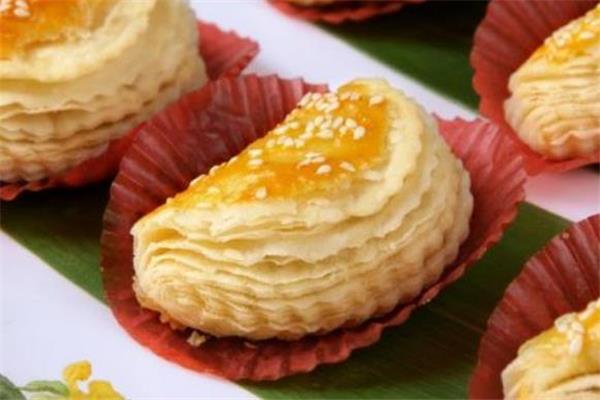 吃榴莲酥容易胖吗 榴莲酥吃了会上火吗 吃榴莲酥容易胖吗 榴莲酥吃了会上火吗
