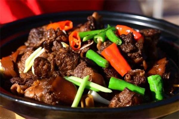 狗肉吃了上火吗 夏天可以吃狗肉吗 狗肉吃了上火吗 夏天可以吃狗肉吗