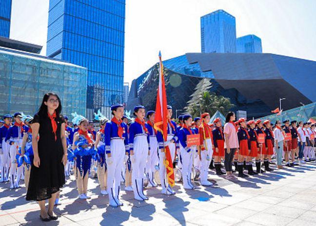 少年强则国强!深港青少年同升国旗 同唱国歌