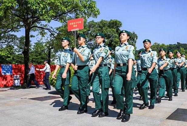 少年强则国强!深港青少年同升国旗 同唱国歌