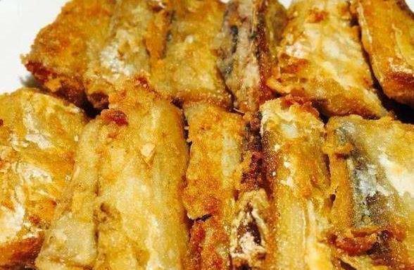 炸带鱼裹面粉还是淀粉?用错了材料,难怪口感不酥不脆