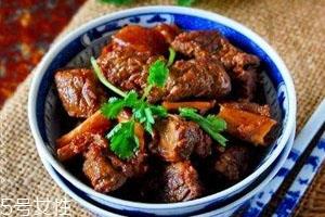 红烧牛肉用冷水还是热水 冷水焯水 红烧牛肉用冷水还是热水 冷水焯水