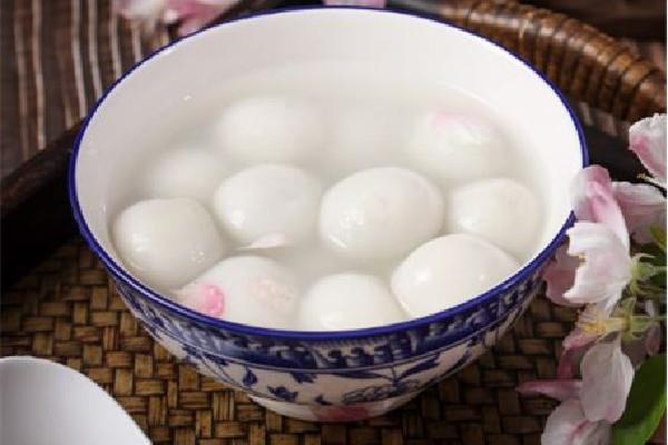 汤圆和元宵的区别在哪里 汤圆是南方还是北方的 汤圆和元宵的区别在哪里 汤圆是南方还是北方的