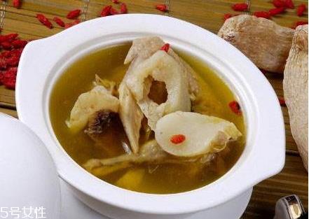 天麻炖鸽子能治头痛吗 可以治疗头晕头痛 天麻炖鸽子能治头痛吗 可以治疗头晕头痛