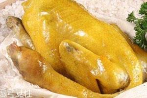 盐焗鸡用什么上色 黄姜粉上色 盐焗鸡用什么上色 黄姜粉上色