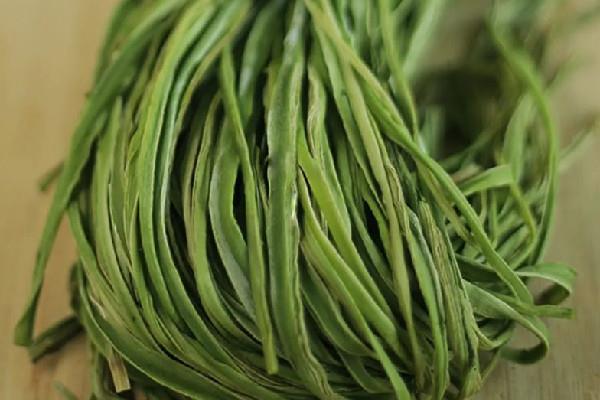 贡菜是什么样子的 贡菜是不是莴笋 贡菜是什么样子的 贡菜是不是莴笋