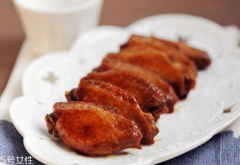 电饼铛烤鸡翅怎样不糊 电饼铛烤鸡翅的技巧 电饼铛烤鸡翅怎样不糊 电饼铛烤鸡翅的技巧