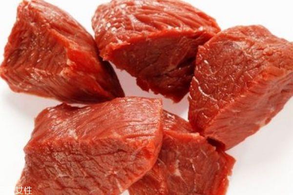 怎么看牛肉新不新鲜 挑牛肉小窍门 怎么看牛肉新不新鲜 挑牛肉小窍门