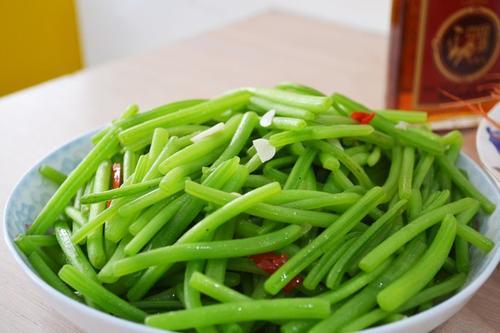 红薯叶吃了好吗 红薯叶怎么吃好 红薯叶吃了好吗 红薯叶怎么吃好