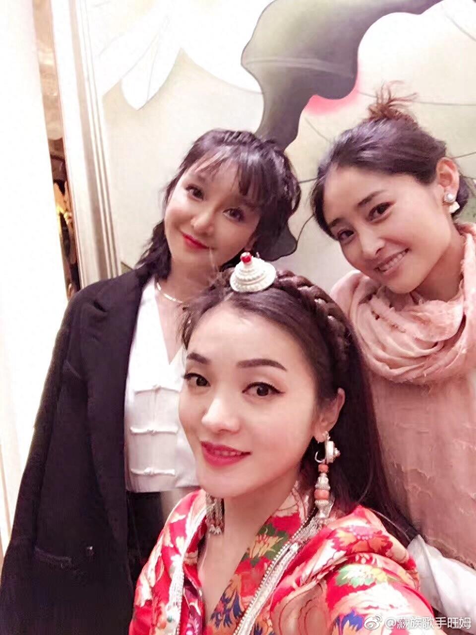 藏族歌手旺姆，是杨丽萍最喜爱的徒弟，星光大道年度冠军