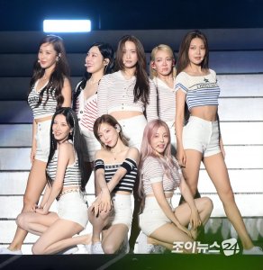 ​“少女时代的眼泪”SM TOWN演唱会火热现场