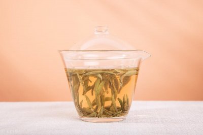 ​茶艺师主要是做什么工作的？茶艺师就业前景