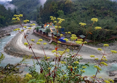 四川北川：云朵上的羌寨--贯岭乡