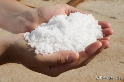 ​同样是盐，加碘盐好还是无碘盐好？看完区别后，以后不要乱买了