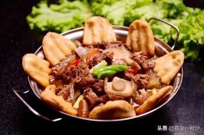 ​徐州特色美食——地锅鸡，千古龙飞地，一锅地锅鸡，美食传天下！