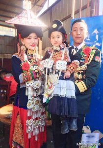 ​阿西木呷为啥离婚 阿西木呷前妻刘雅文照片