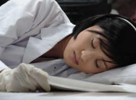 那个对朴树说“我养你”的女人，到底有多酷！