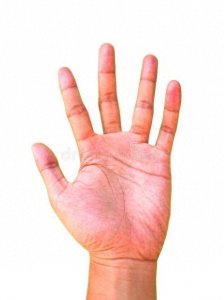 ​手掌泛红，是肝不好的预兆？出现这2种情况要小心！