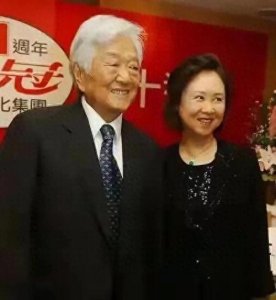 ​平鑫涛到底是谁，为何能让琼瑶心生爱慕，不惜当三也要在一起！