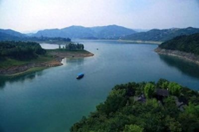 ​陕西自驾10条经典线路，穿越秦岭赏关中风情探泾河文化追思红色